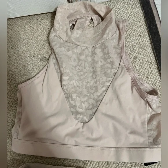 Vs workout set - Picture 2 of 7